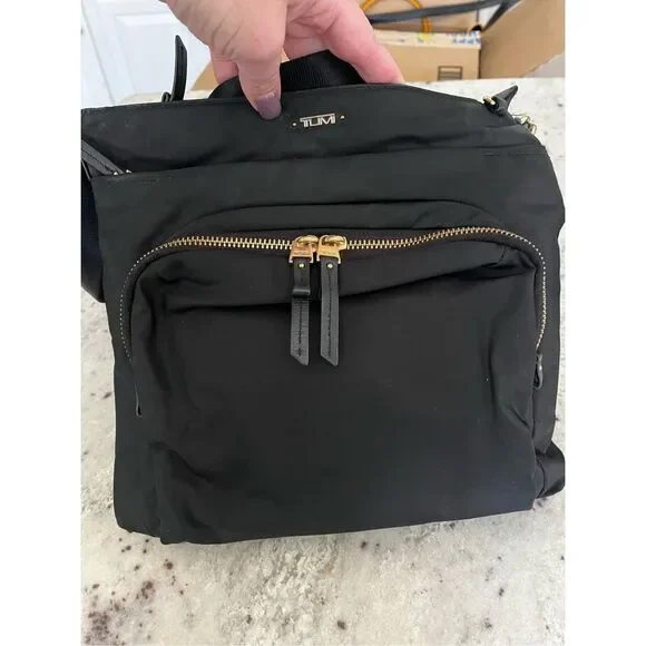 Tumi Voyageur Capri Black Nylon Crossbody Bag EUC - Picture 2 of 9